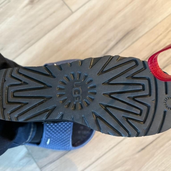 Ugg Boots with Zipper Medium Height - Picture 4 of 4